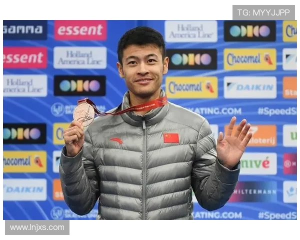 宁忠岩诠释冬奥力量与男性魅力